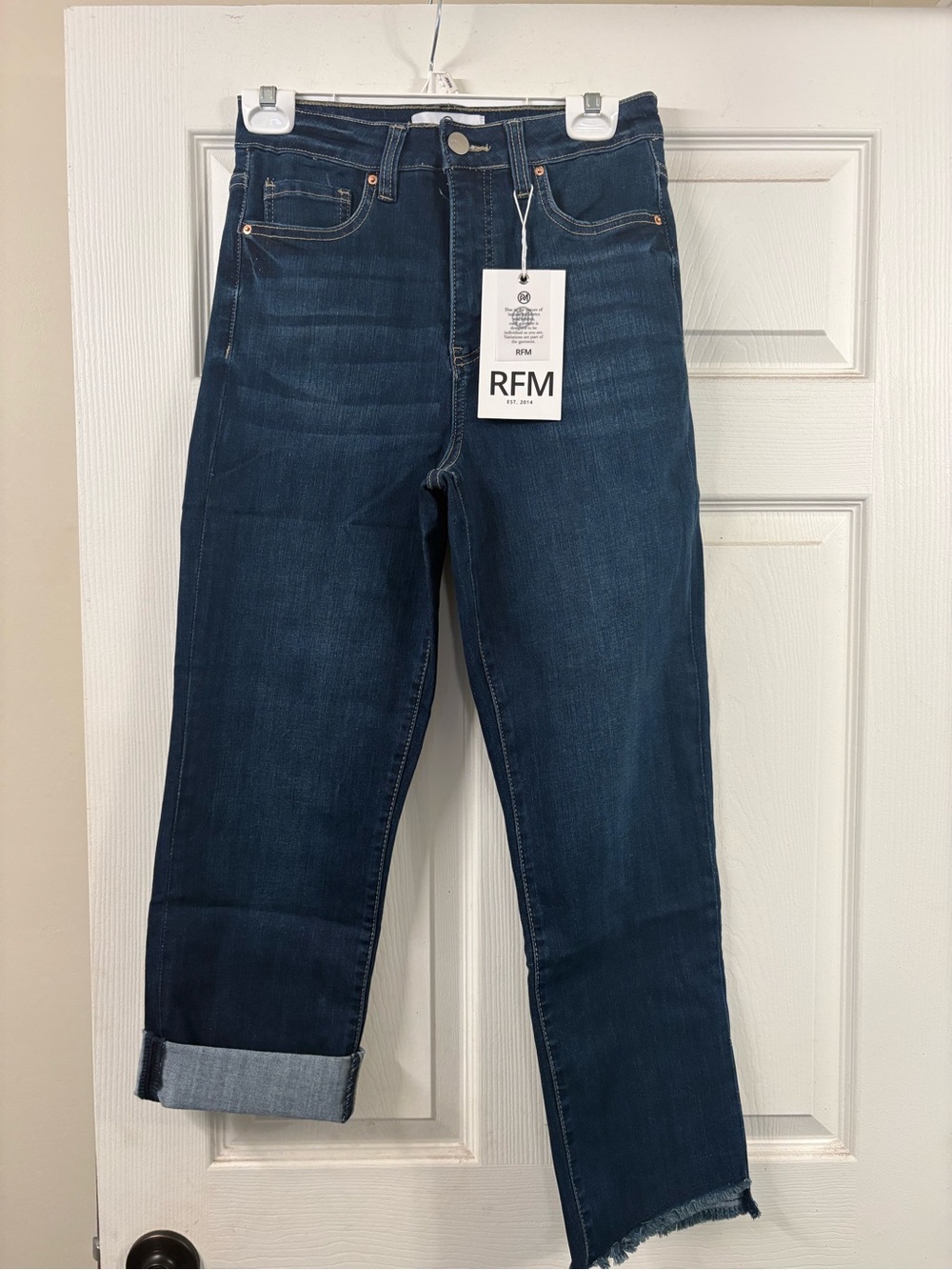 Women’s Dark Blue Cropped Ankle Jeans